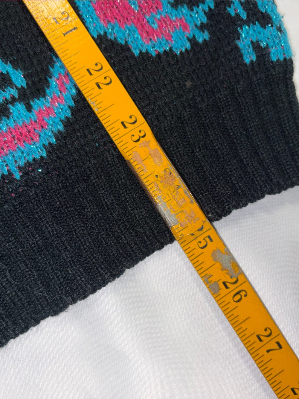 Vintage Evian LTD Crewneck Sweater with Pink & Teal Paisley Pattern   Lot O - Picture 3 of 5